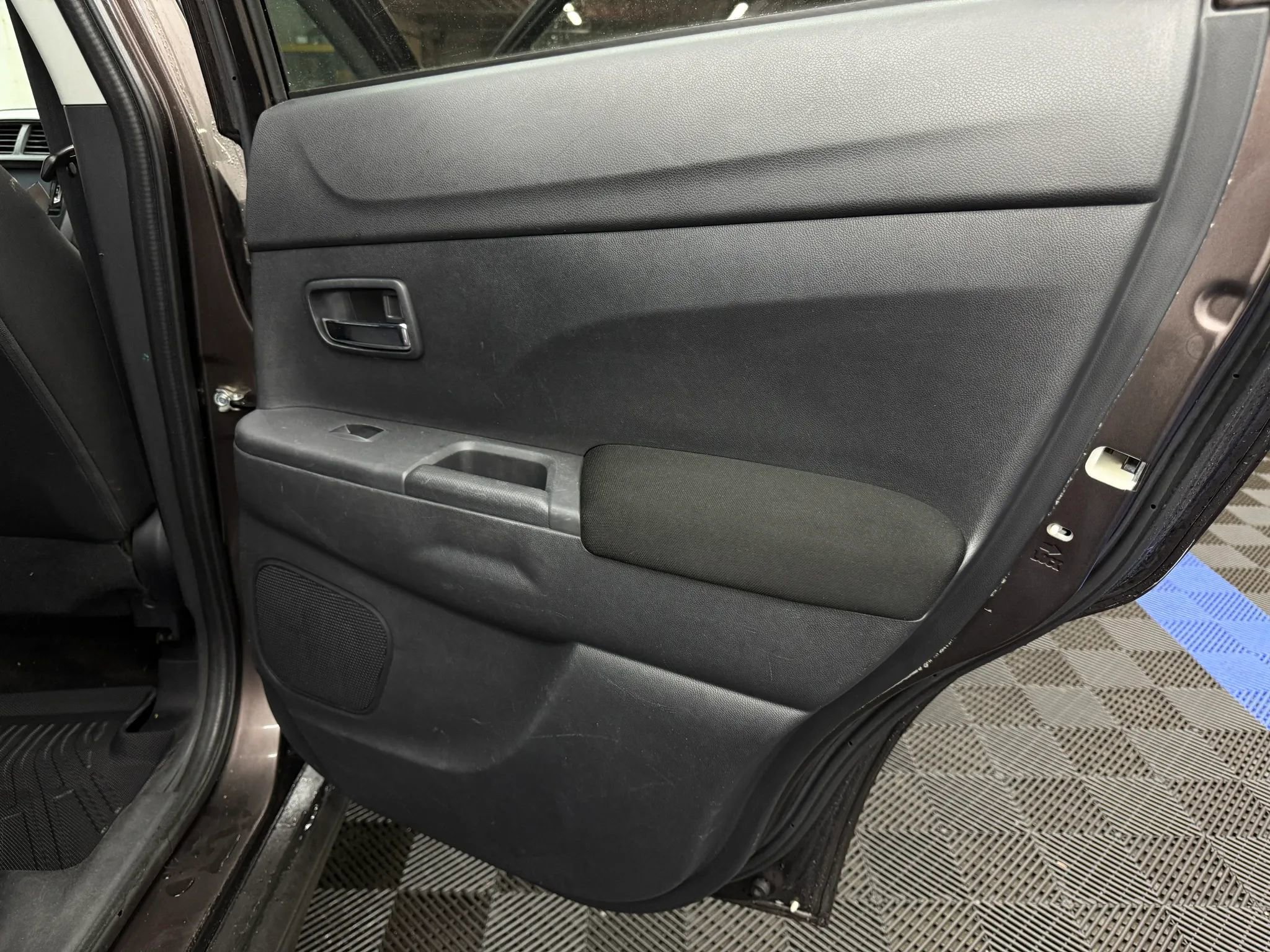 Used 2020 Mitsubishi Outlander Sport ES FWD image 8