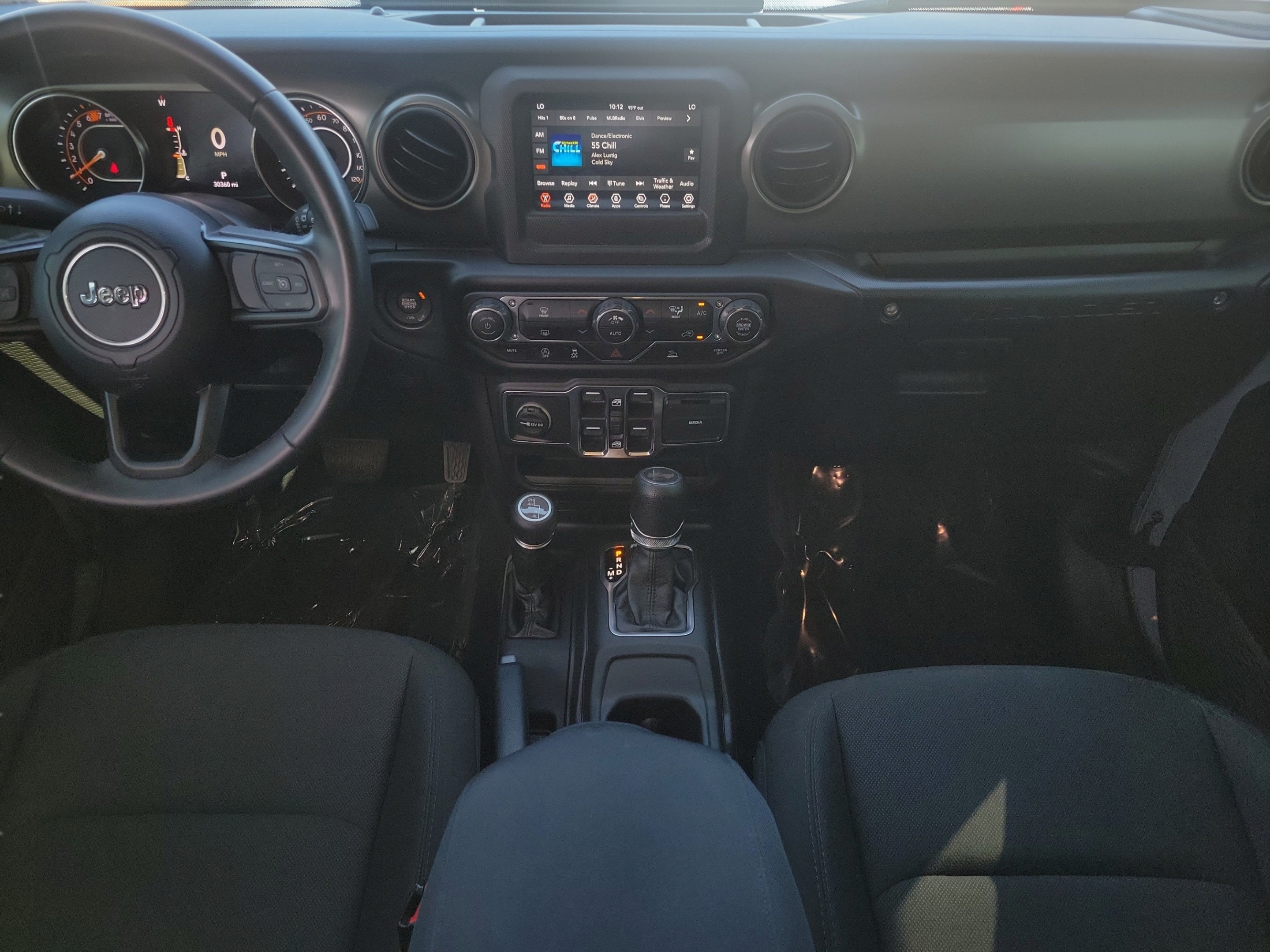 Used 2022 Jeep Wrangler Unlimited Sport AWD/4WD image 13