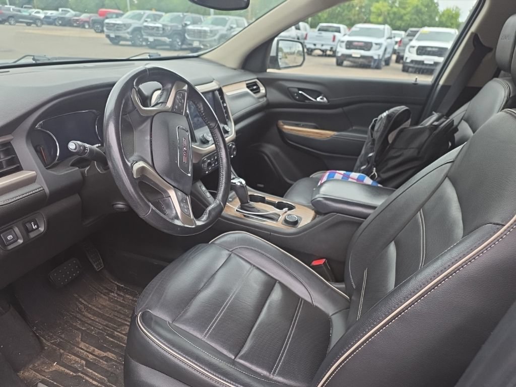 Used 2019 GMC Acadia Denali w/ Technology Package AWD/4WD image 11