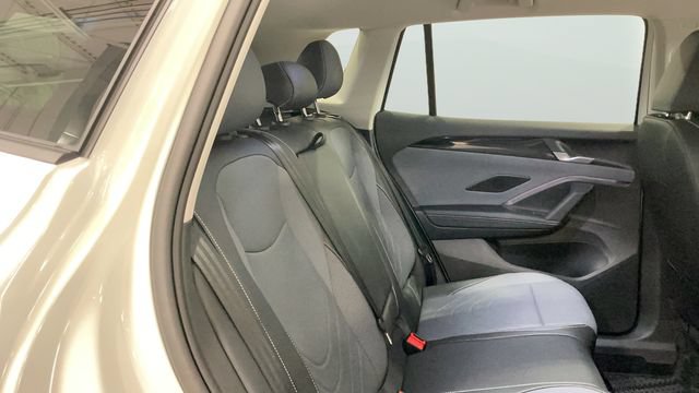 New 2026 Volkswagen Tiguan SE AWD/4WD image 19