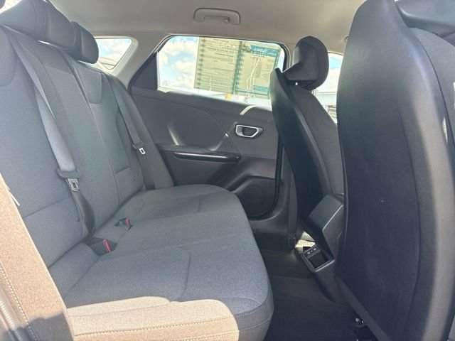 Used 2025 Kia K4 FWD image 13
