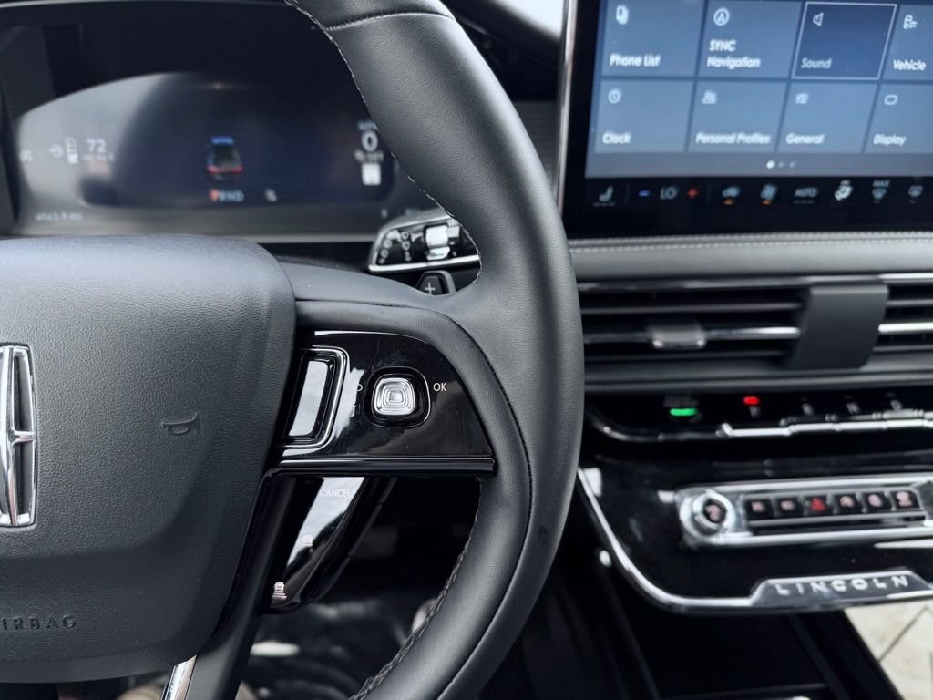 Used 2026 Lincoln Corsair Premiere AWD/4WD image 30