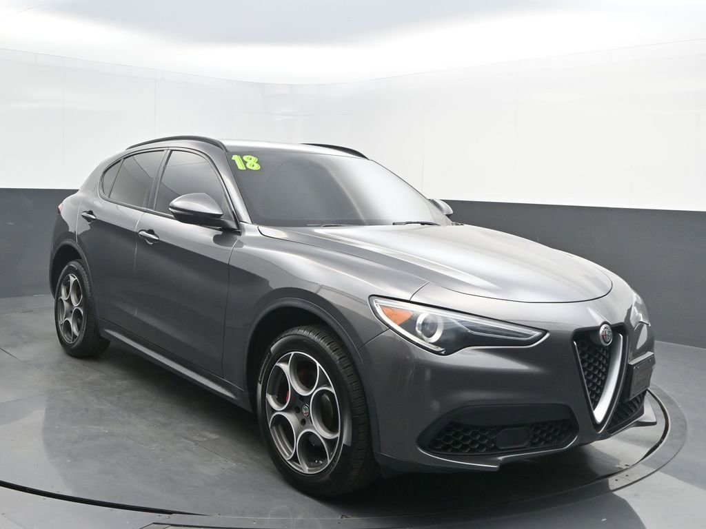 Used 2018 Alfa Romeo Stelvio Sport w/ Quick Order Package 22J Sport image 9