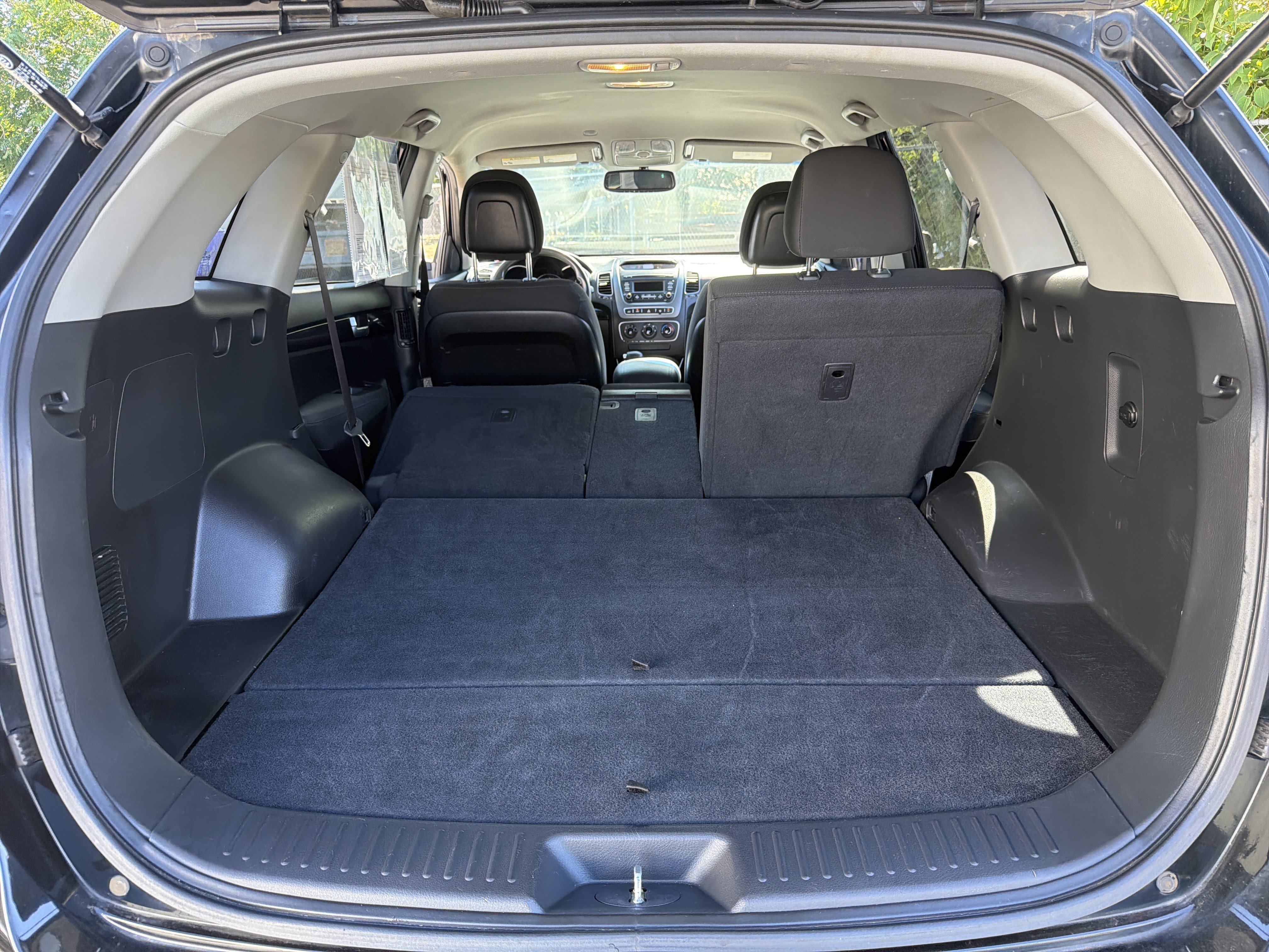 Used 2014 Kia Sorento LX AWD/4WD image 4