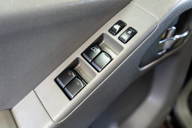 Used 2018 Nissan Frontier SV w/ Value Truck Package image 18