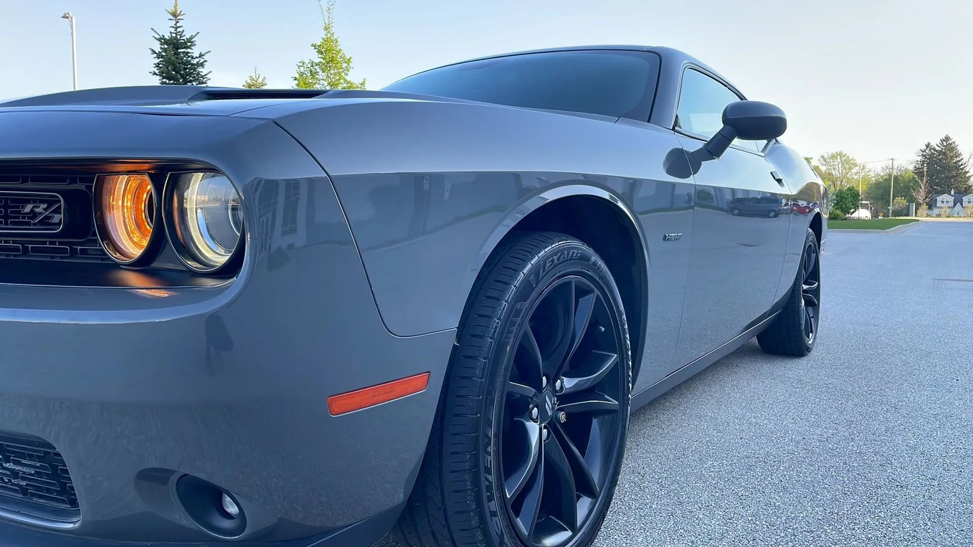 Used 2018 Dodge Challenger R/T w/ Blacktop Package RWD image 3