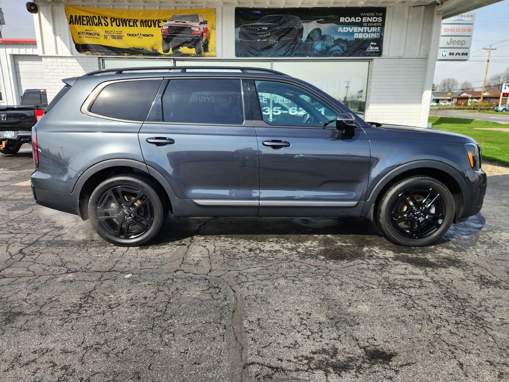 Used 2023 Kia Telluride SX AWD/4WD image 2