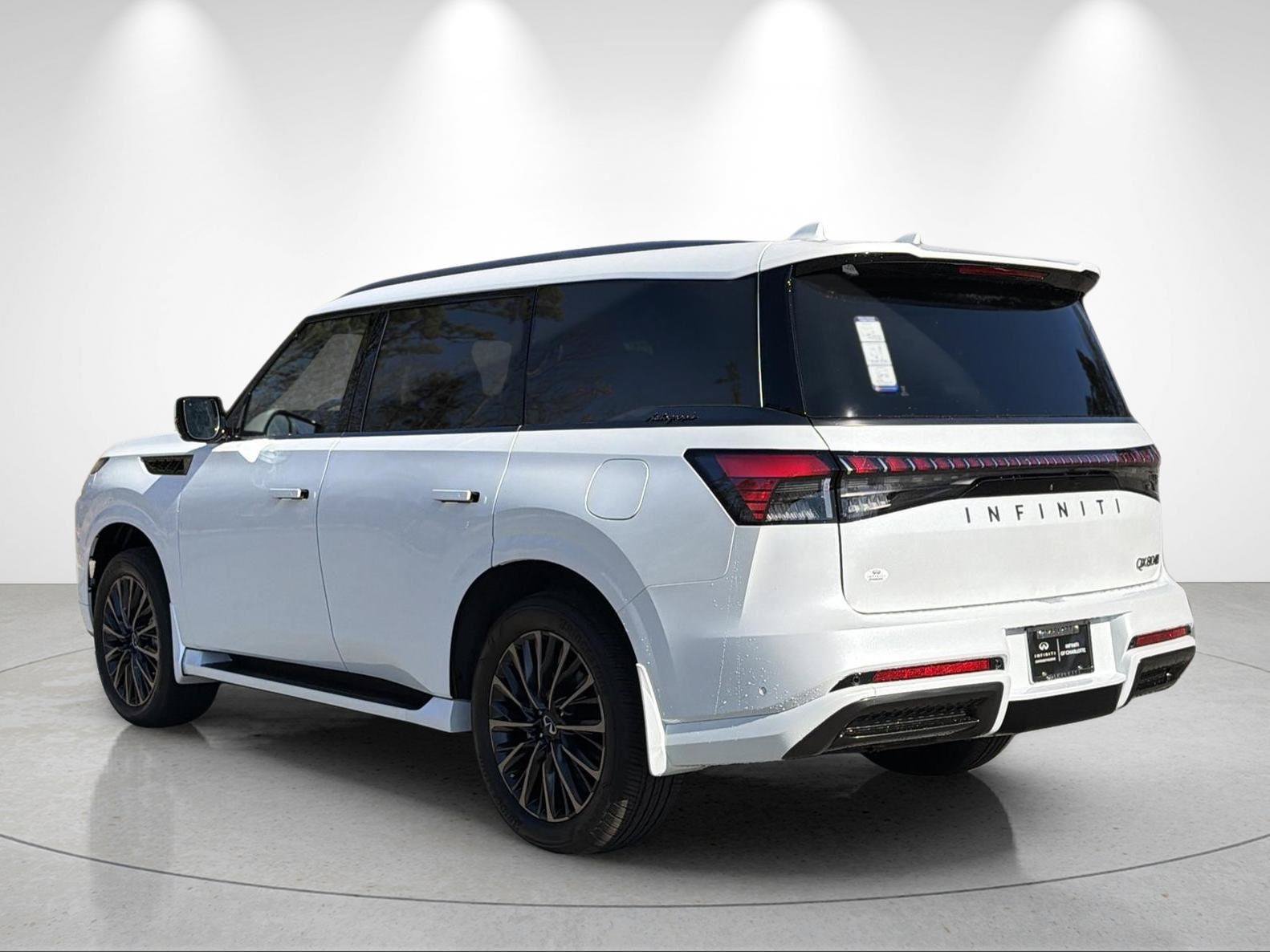 New 2026 INFINITI QX80 Autograph w/ Premium Cargo Package AWD/4WD image 3