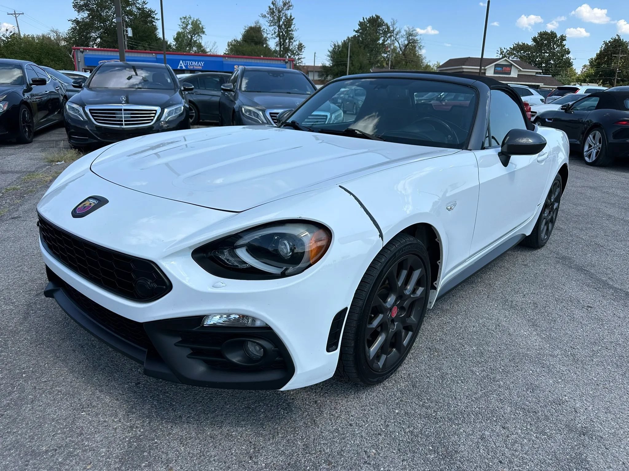 Used 2018 FIAT 124 Spider Abarth w/ Convenience Group RWD image 33