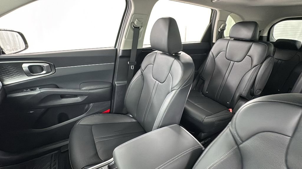 New 2026 Kia Sorento EX image 13
