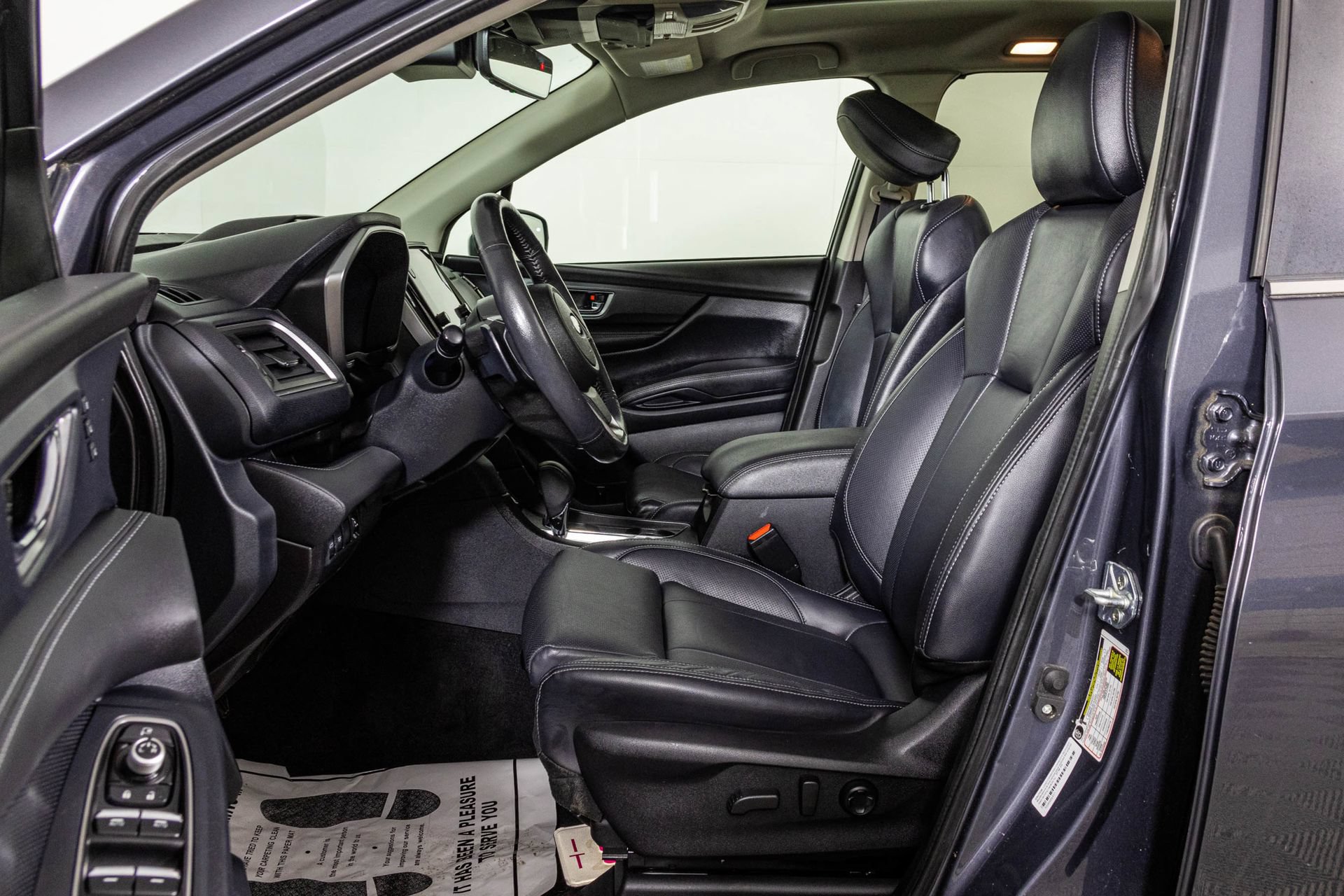 Used 2023 Subaru Ascent Limited w/ Technology Package AWD/4WD image 27