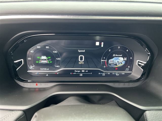 Certified 2022 GMC Yukon Denali w/ Denali Premium Package image 12