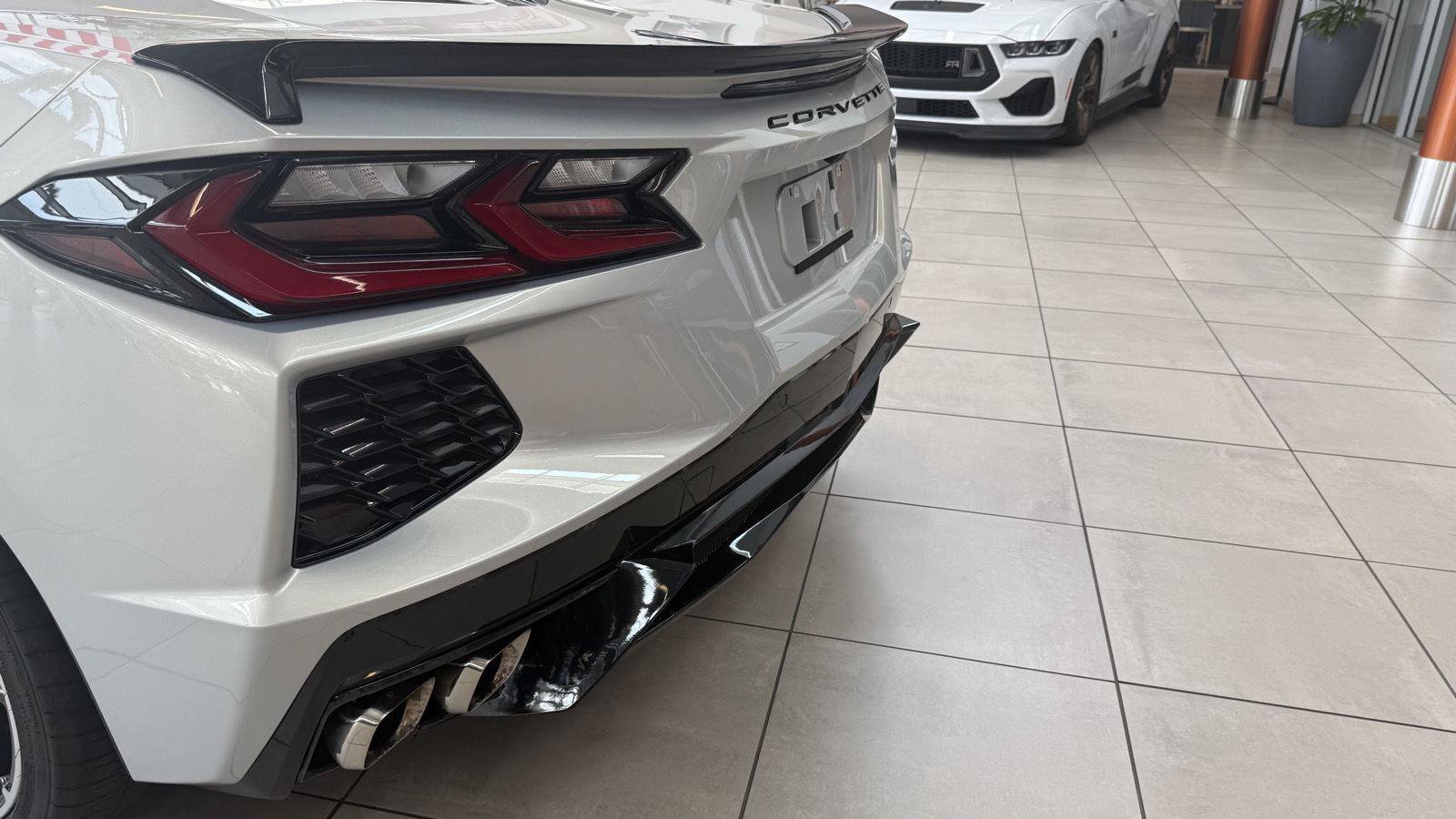 Used 2023 Chevrolet Corvette Stingray Coupe RWD image 17
