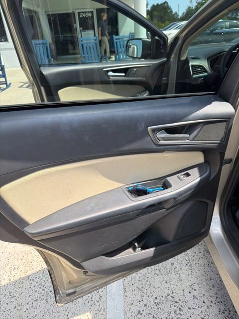 Used 2017 Ford Edge SE FWD image 23