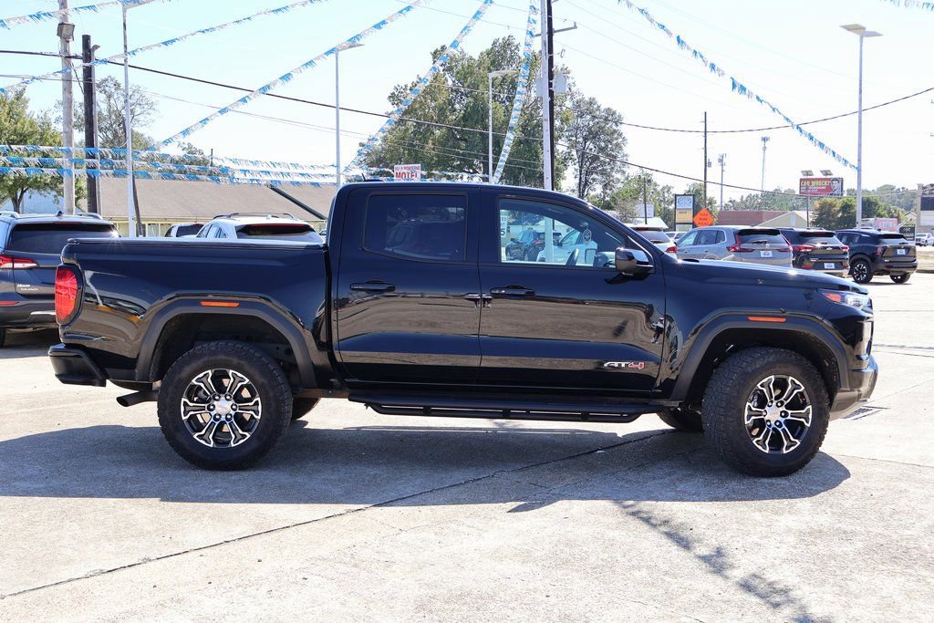 Used 2024 GMC Canyon AT4 image 20