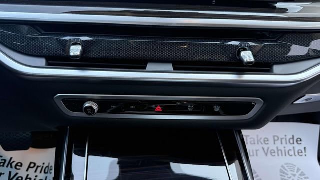 Used 2024 BMW X7 xDrive40i w/ Executive Package AWD/4WD image 45