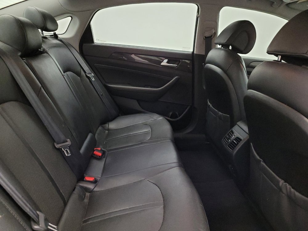 Used 2015 Hyundai Sonata Limited image 19