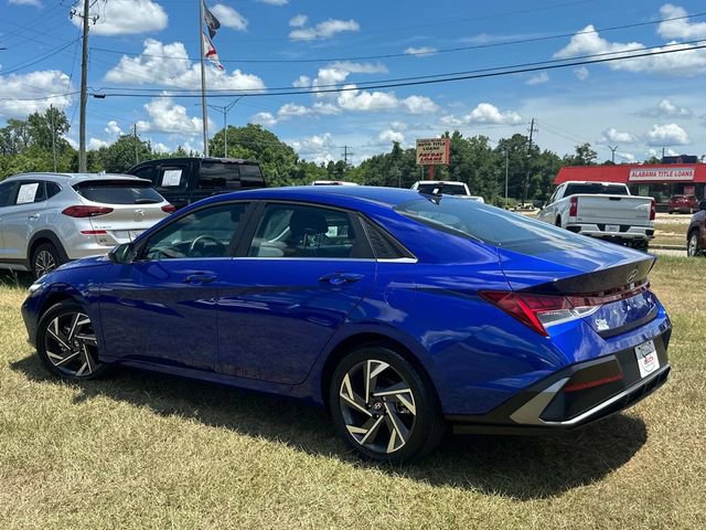 Used 2024 Hyundai Elantra SEL w/ Convenience Package image 10