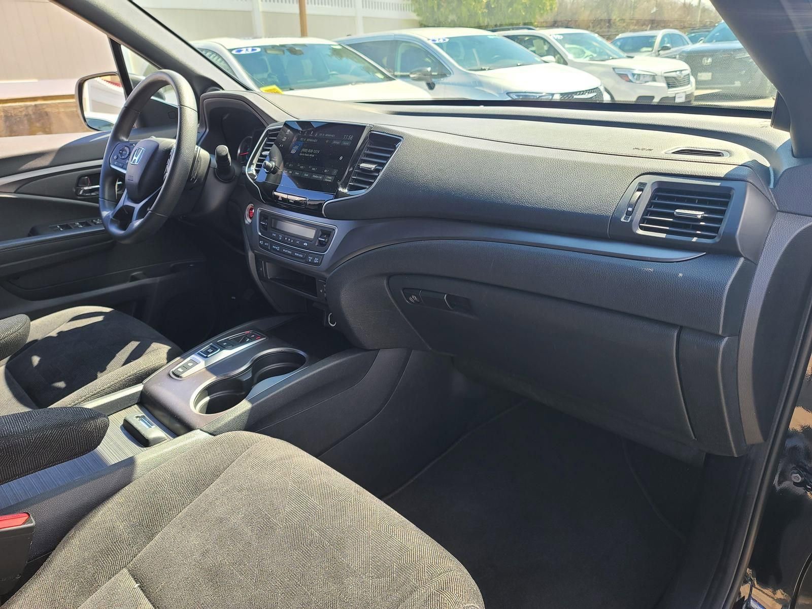 Used 2022 Honda Pilot Sport image 21