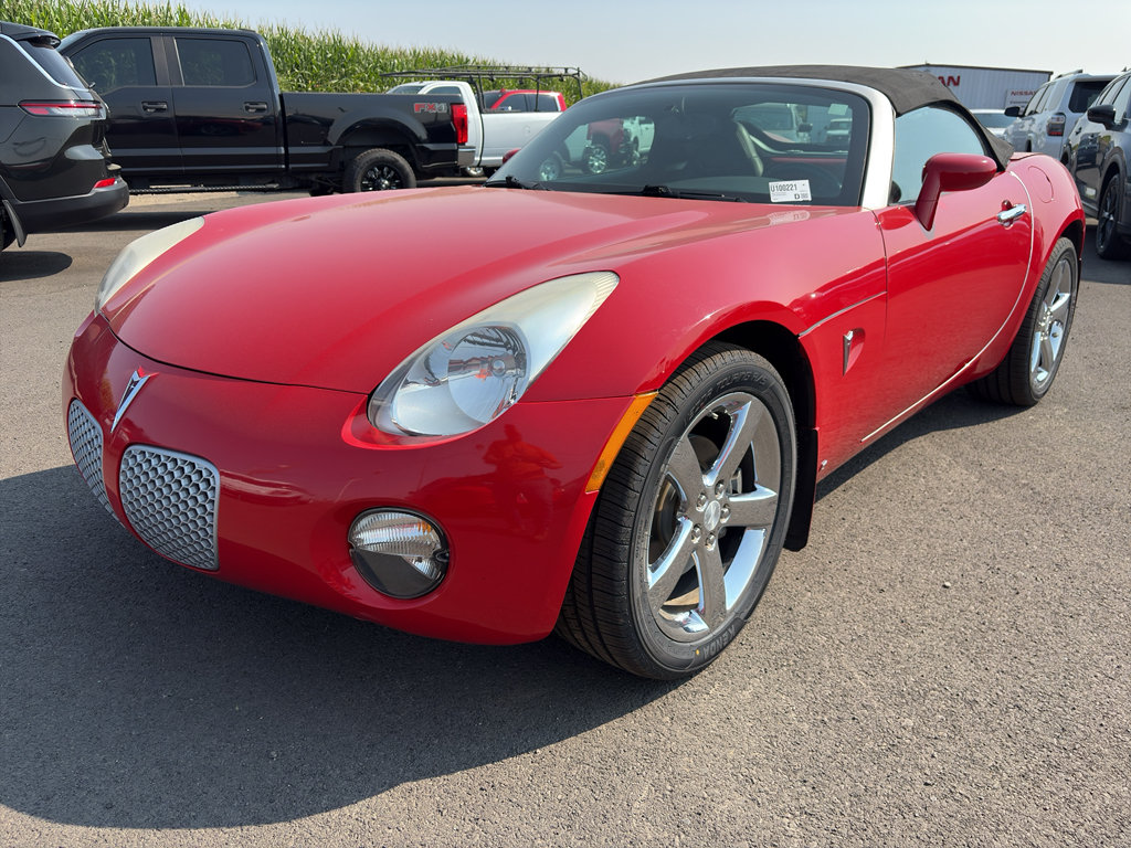 Used 2008 Pontiac Solstice Convertible w/ Premium Package RWD image 14