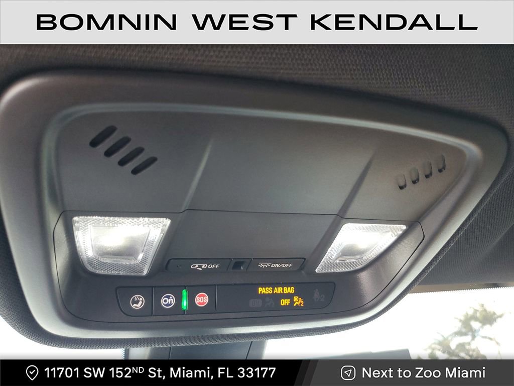 Used 2023 Chevrolet Traverse LS image 26