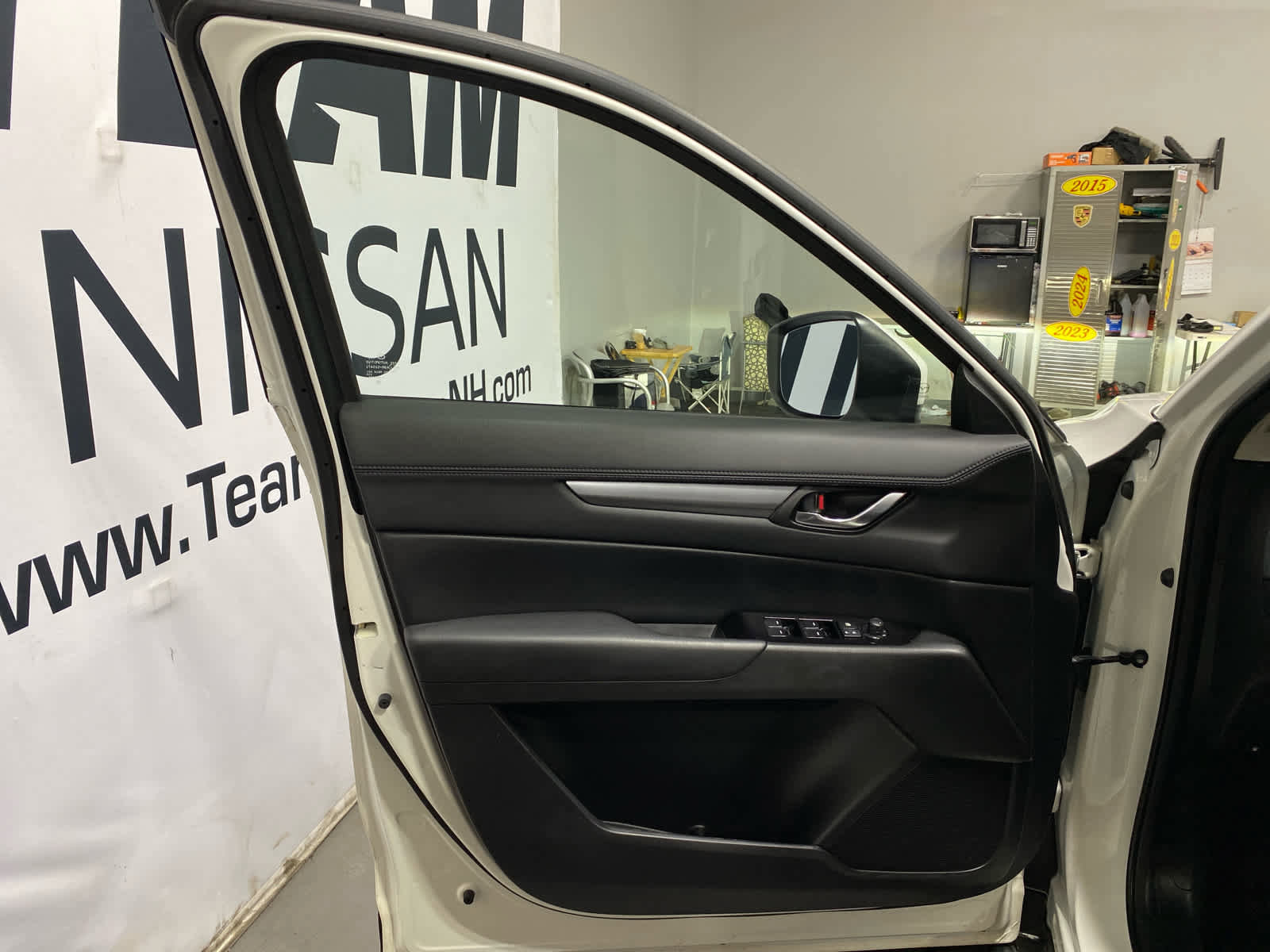 Used 2020 MAZDA CX-5 Touring image 9