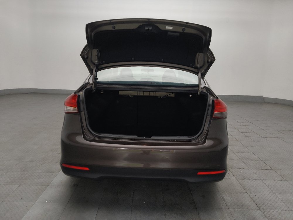 Used 2017 Kia Forte LX FWD image 29