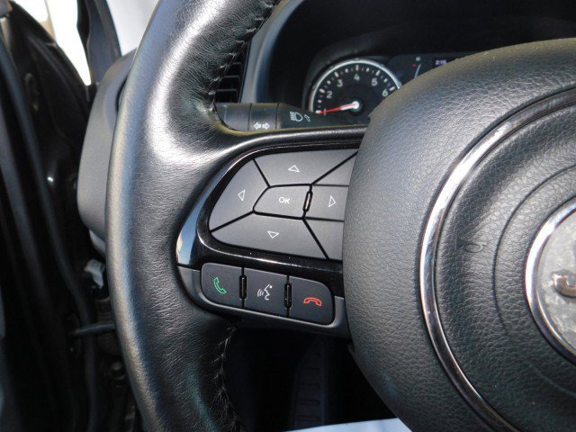 Used 2018 Jeep Renegade Altitude image 28