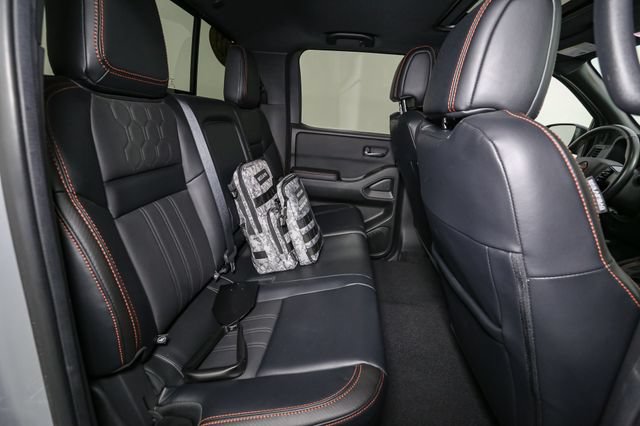 Used 2023 Nissan Frontier PRO-4X w/ Pro-4X Premium Package AWD/4WD image 17