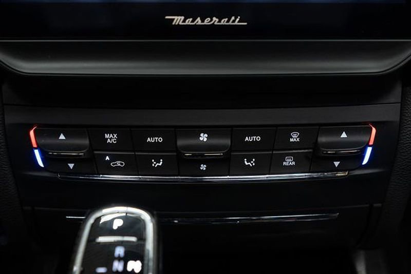Used 2022 Maserati Ghibli Modena Q4 image 24