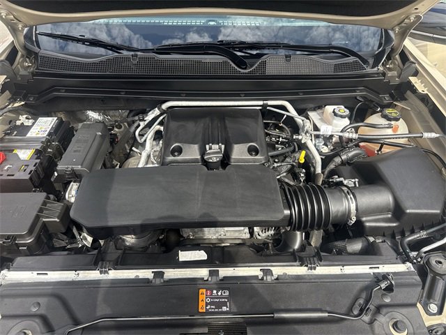 Used 2024 Chevrolet Colorado Trail Boss w/ Technology Package image 25