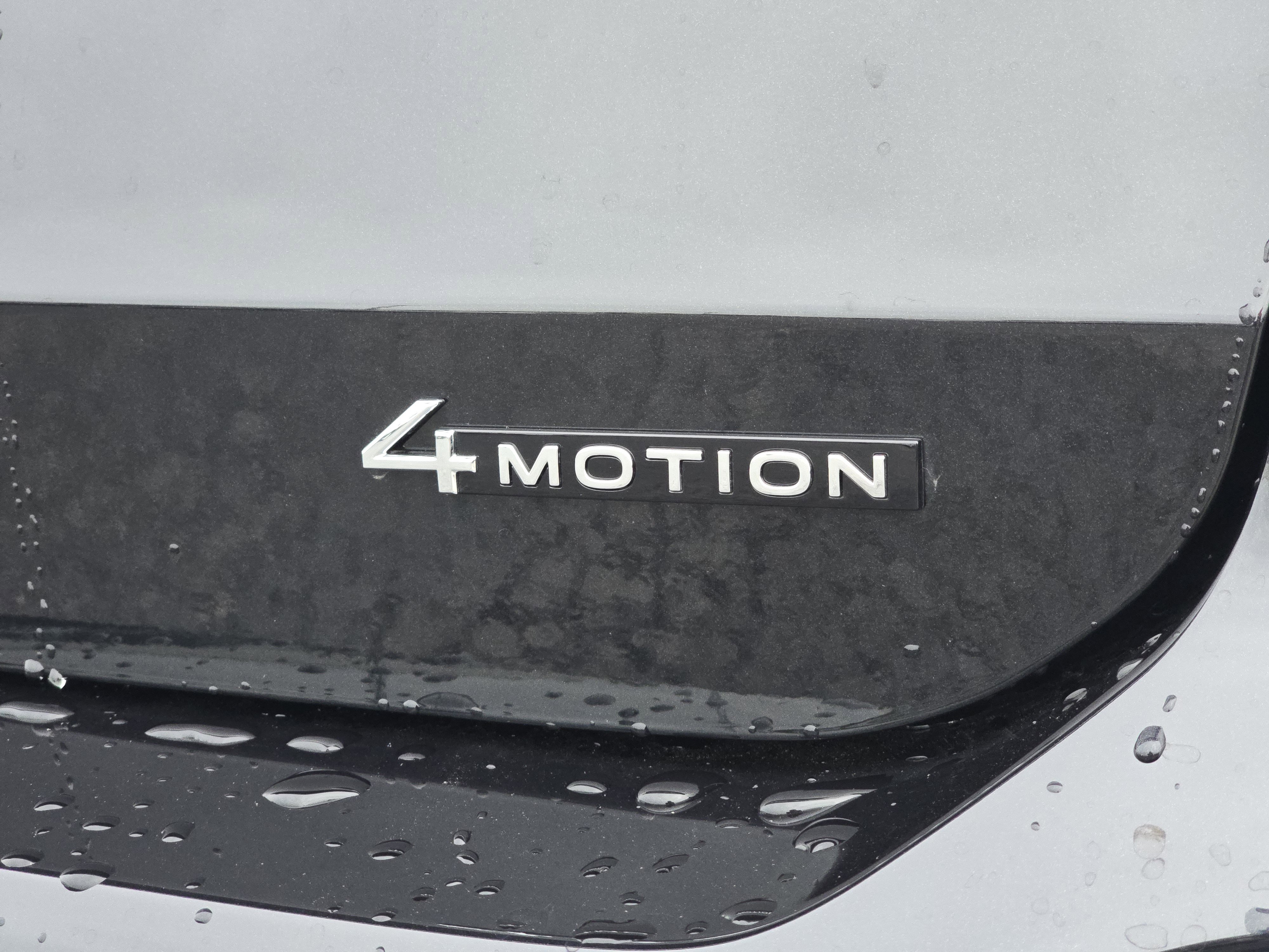 New 2026 Volkswagen Taos SE AWD/4WD image 15