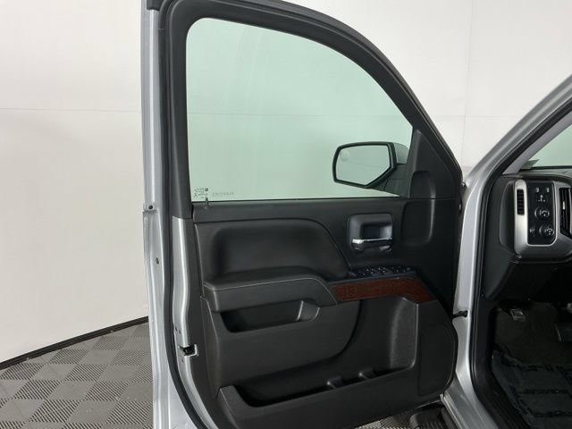 Used 2018 GMC Sierra 1500 SLE w/ SLE Value Package AWD/4WD image 11