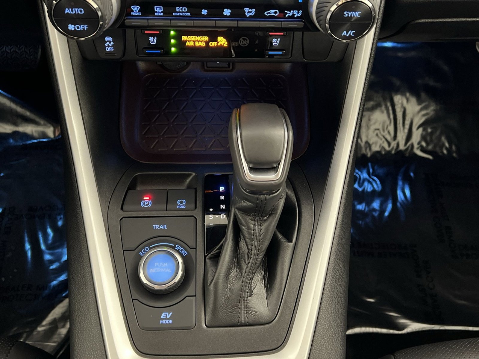 Used 2021 Toyota RAV4 Limited w/ Limited Grade Weather Package image 22