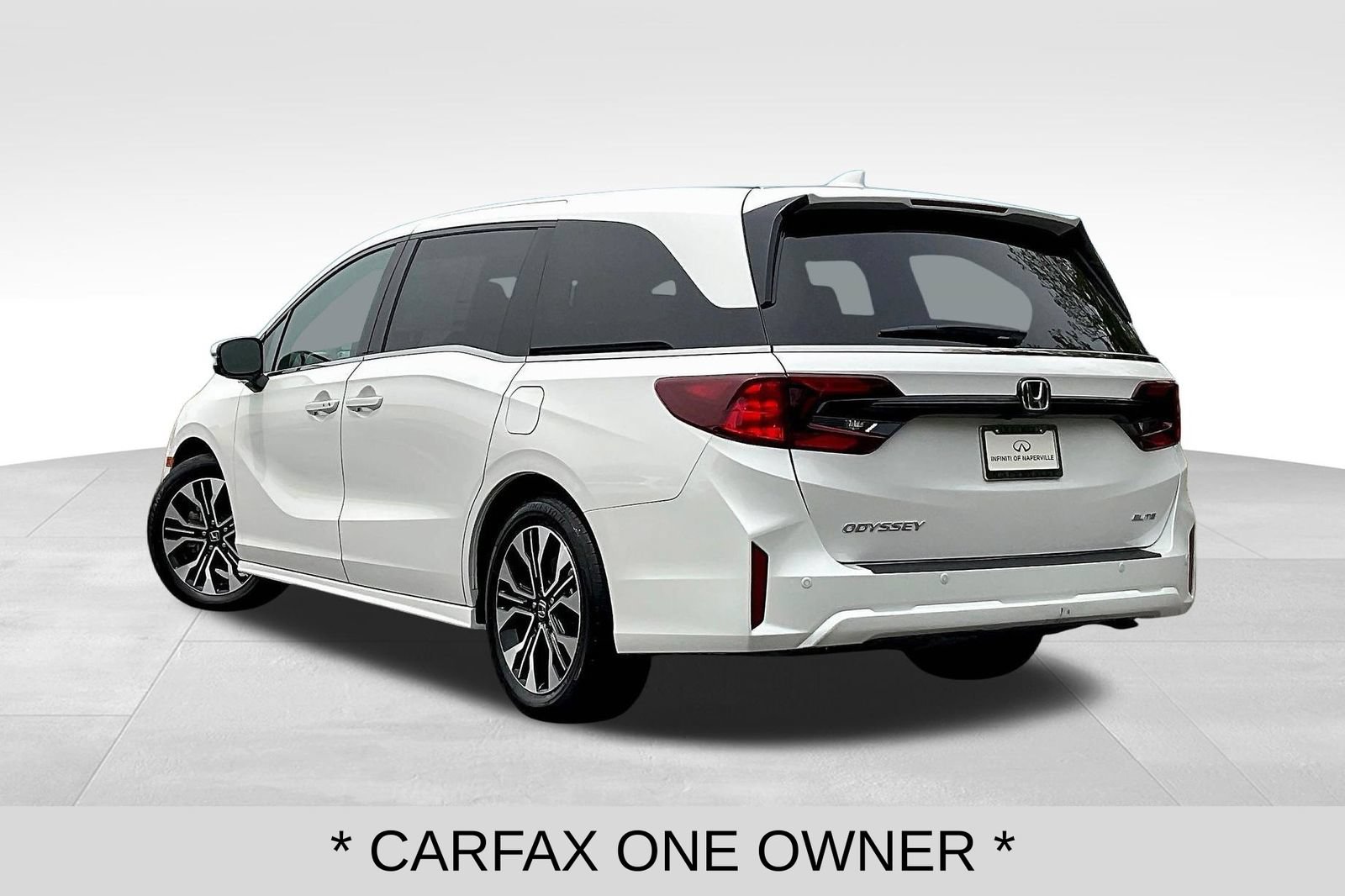 Used 2026 Honda Odyssey Elite image 4