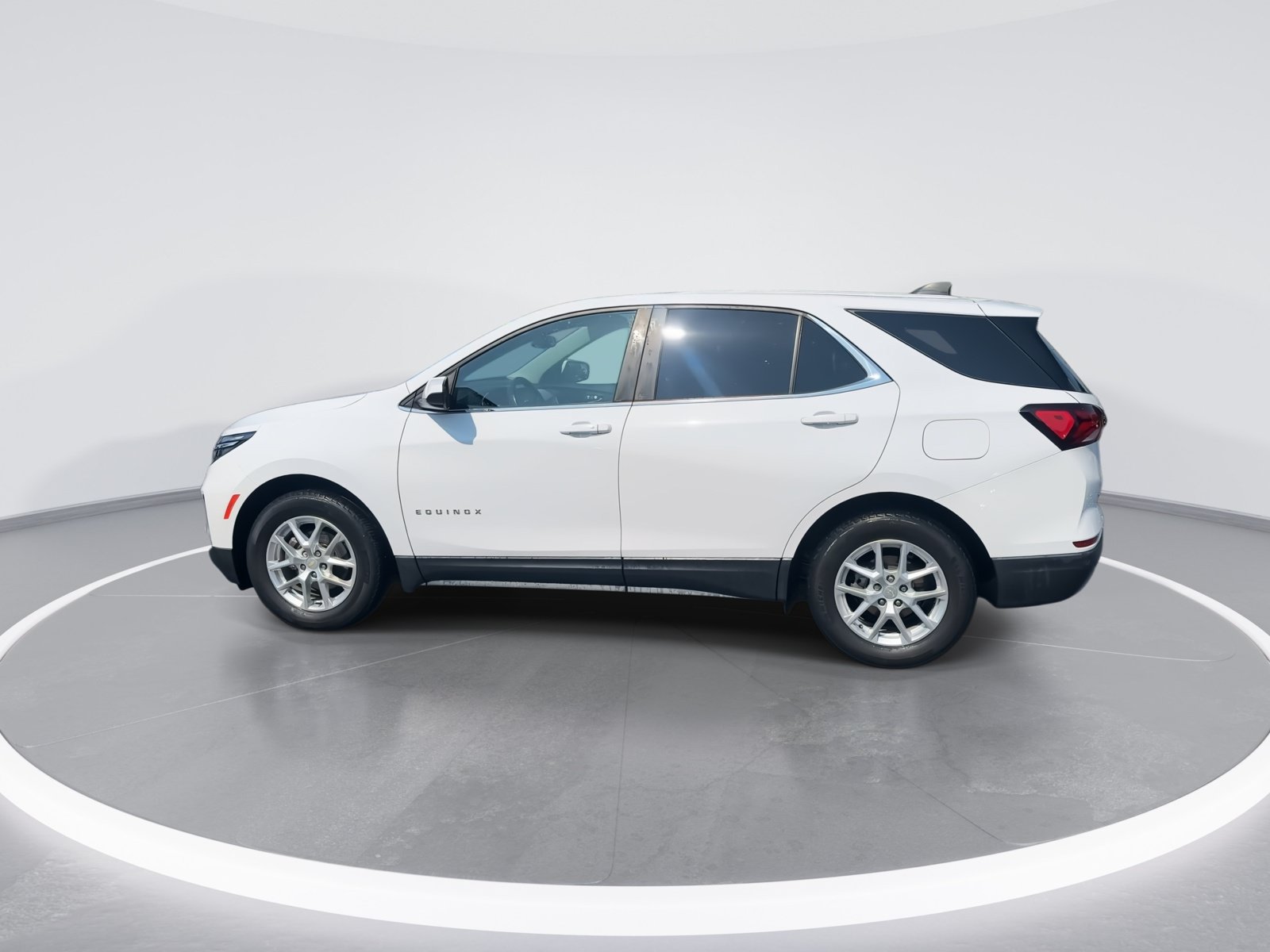 Used 2022 Chevrolet Equinox LT FWD image 6