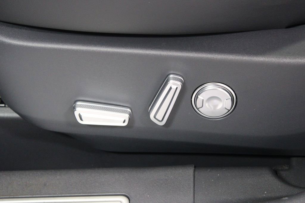 New 2026 Lincoln Nautilus Reserve w/ Jet Appearance Package image 20