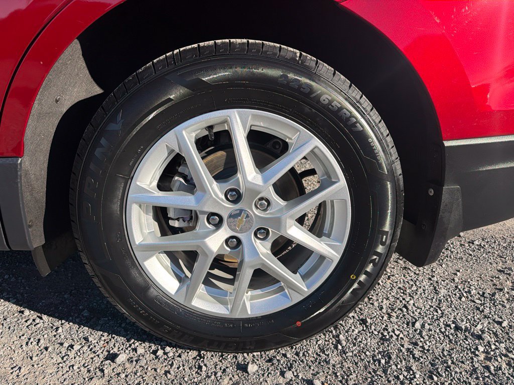 Used 2024 Chevrolet Equinox LT AWD/4WD image 19
