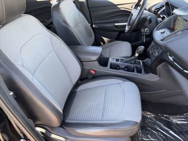 Used 2018 Ford Escape SE w/ SE Sport Appearance Package image 11