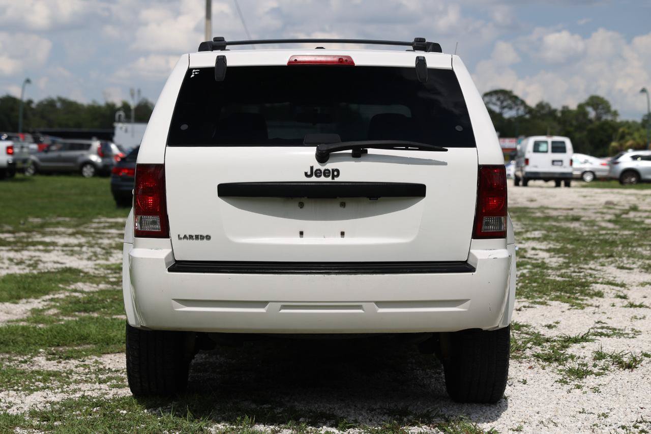 Used 2009 Jeep Grand Cherokee Laredo RWD image 7