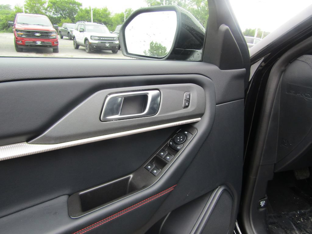 New 2027 Ford Explorer ST-Line AWD/4WD image 24