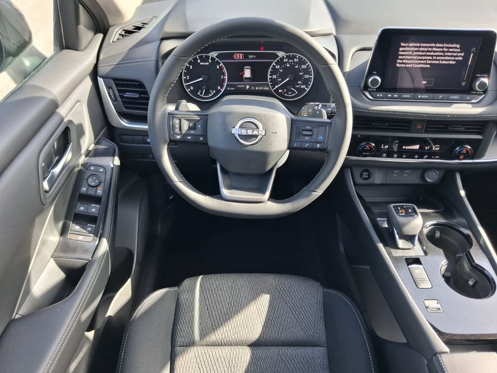 Used 2026 Nissan Rogue SV FWD image 10