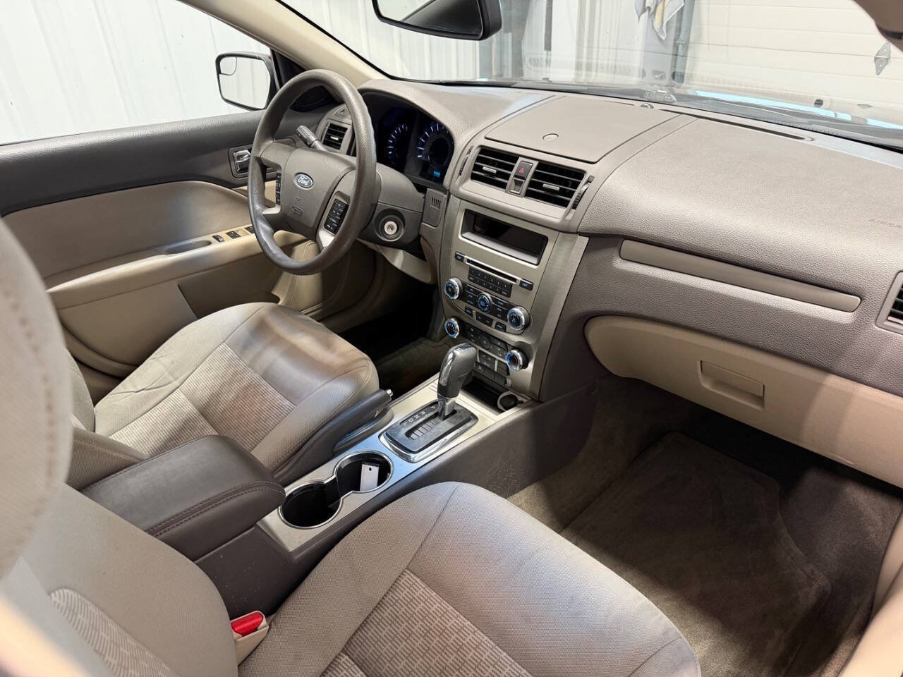 Used 2012 Ford Fusion SE FWD image 15