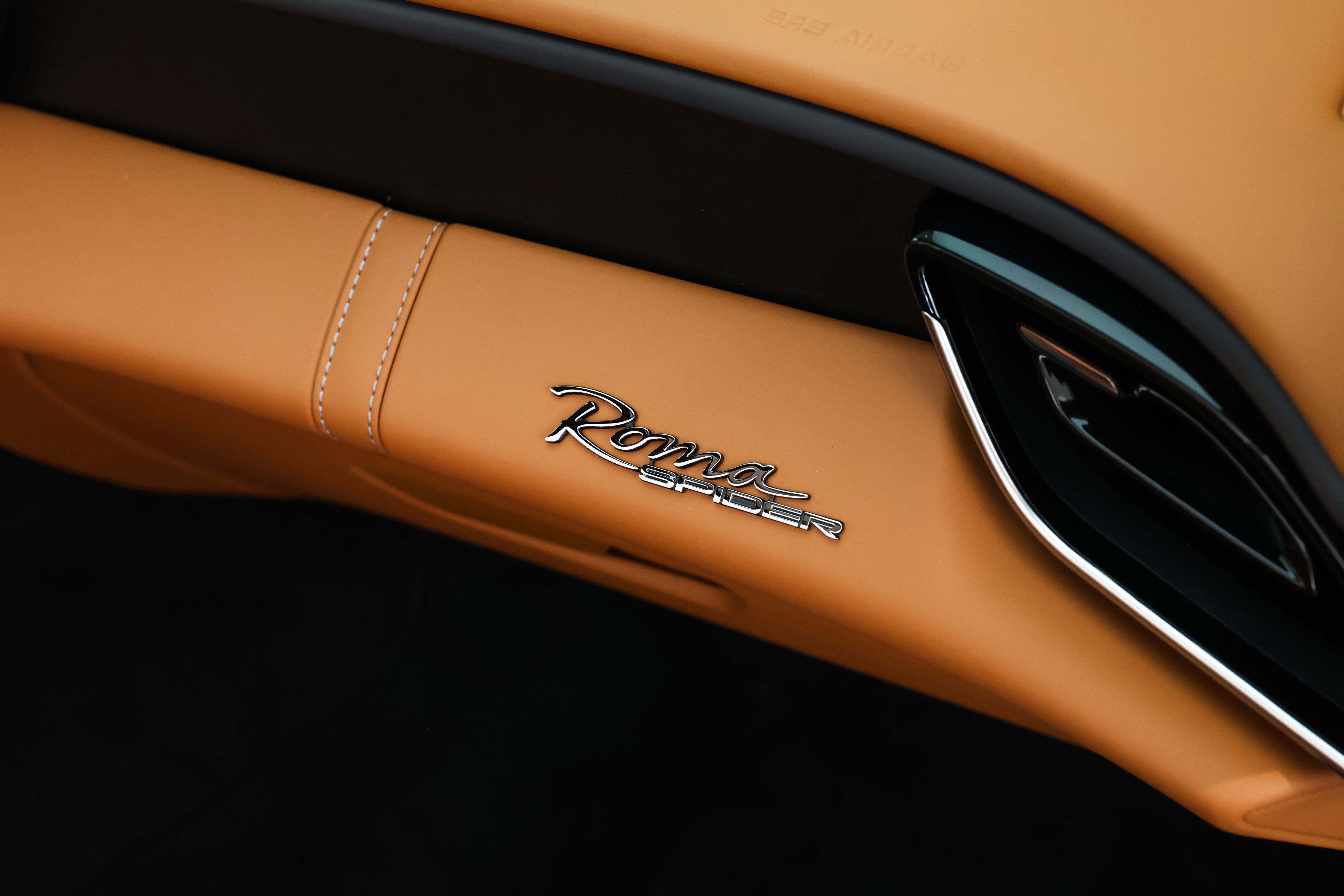 Used 2025 Ferrari Roma Spider RWD image 12