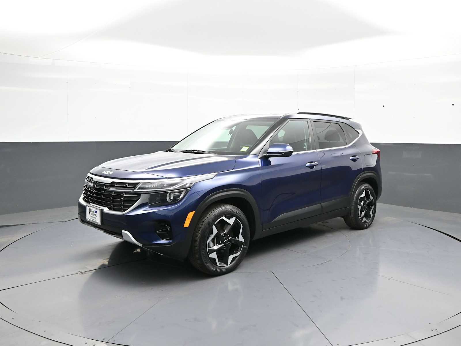 Certified 2024 Kia Seltos EX