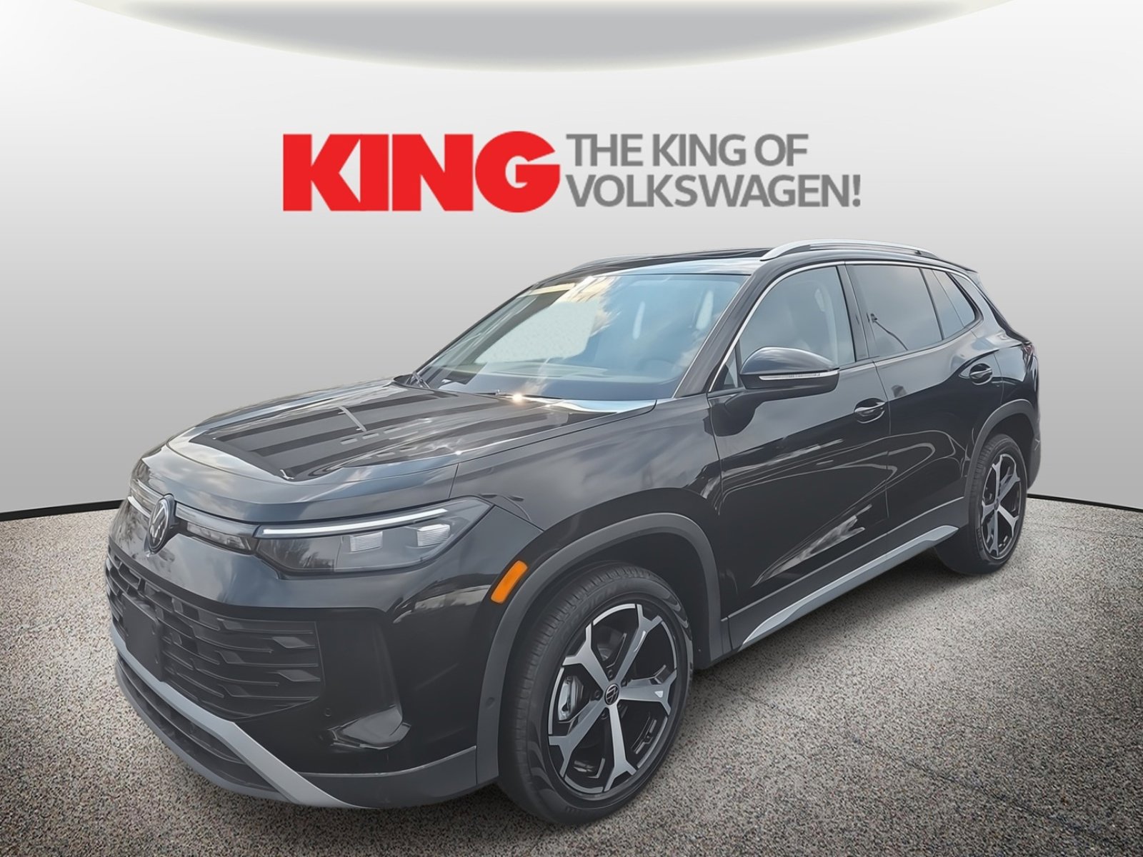 New 2026 Volkswagen Tiguan SE image 8