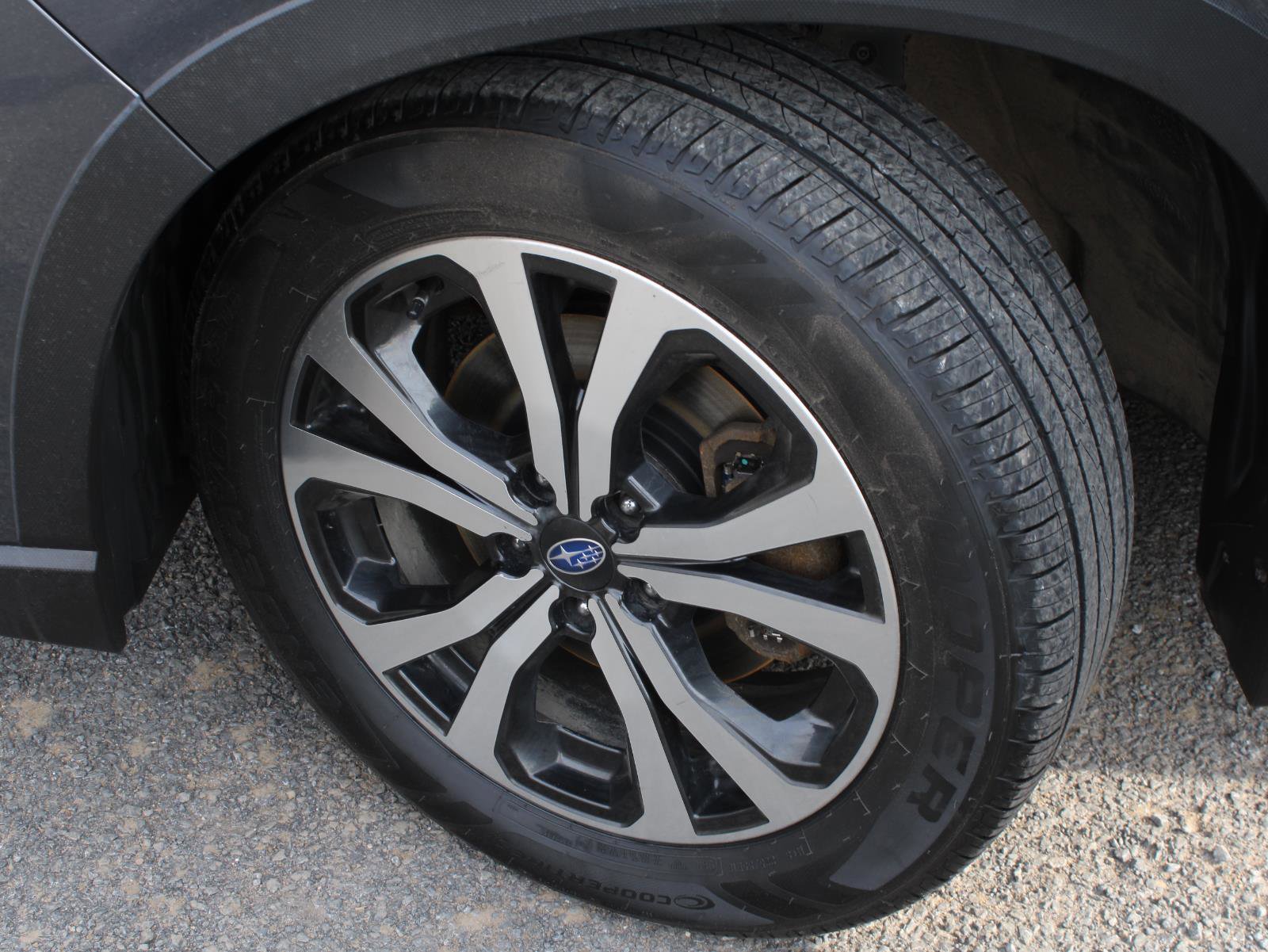 Used 2021 Subaru Forester Limited image 21