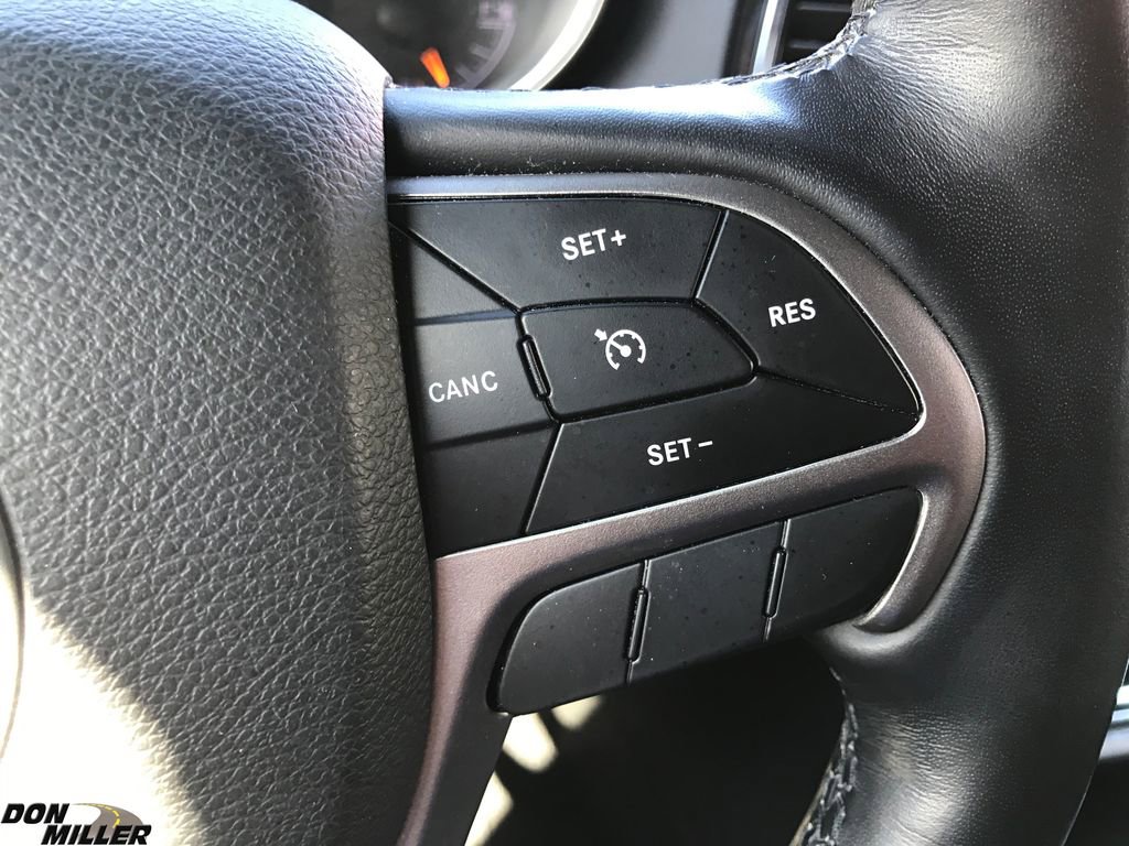 Used 2021 Jeep Grand Cherokee Laredo X image 17