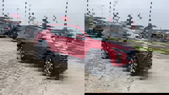 New 2026 Chevrolet Equinox LT image 2