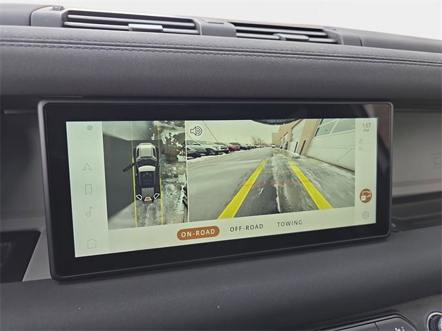 Used 2023 Land Rover Defender 110 SE image 22